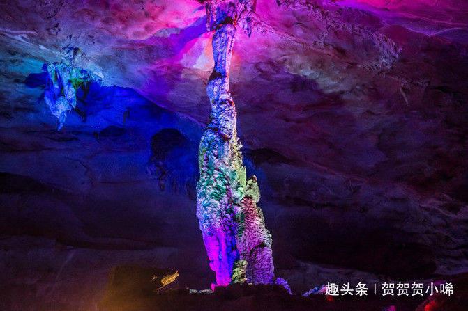 30多位足坛传奇球星山城开赛 重庆球迷直呼大饱眼福